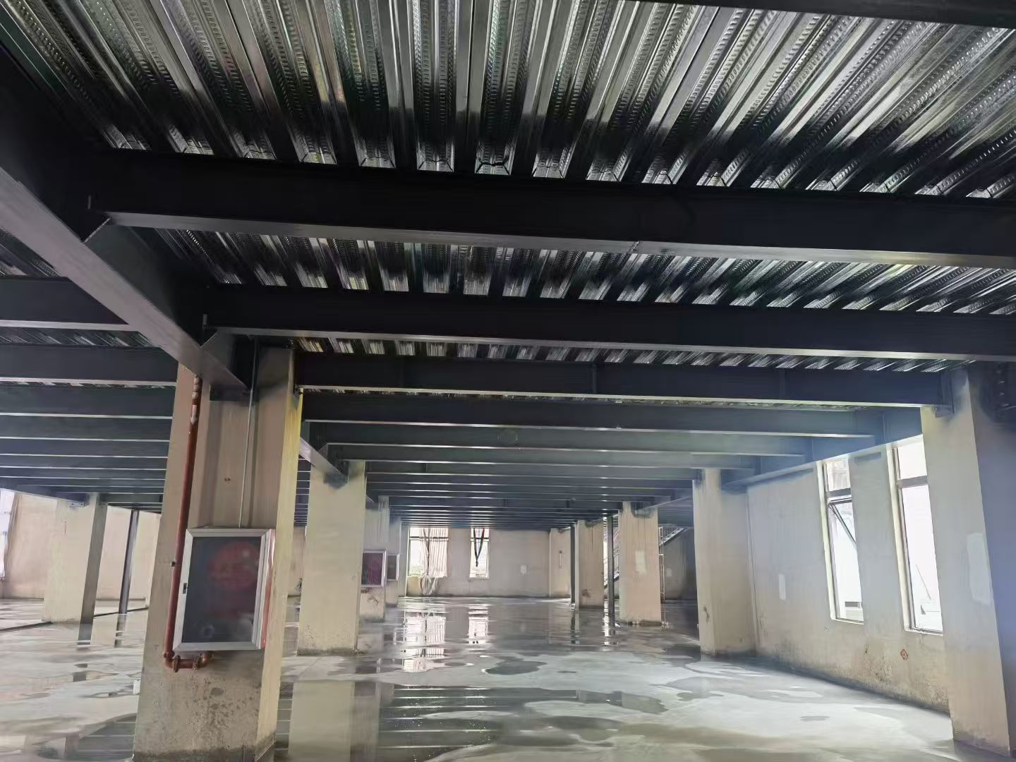 廠房鋼結(jié)構(gòu)平臺搭建圖片