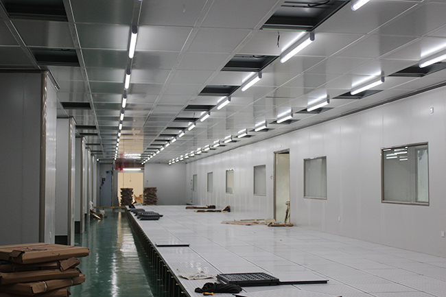 百級(jí)精密電子廠無(wú)塵車(chē)間